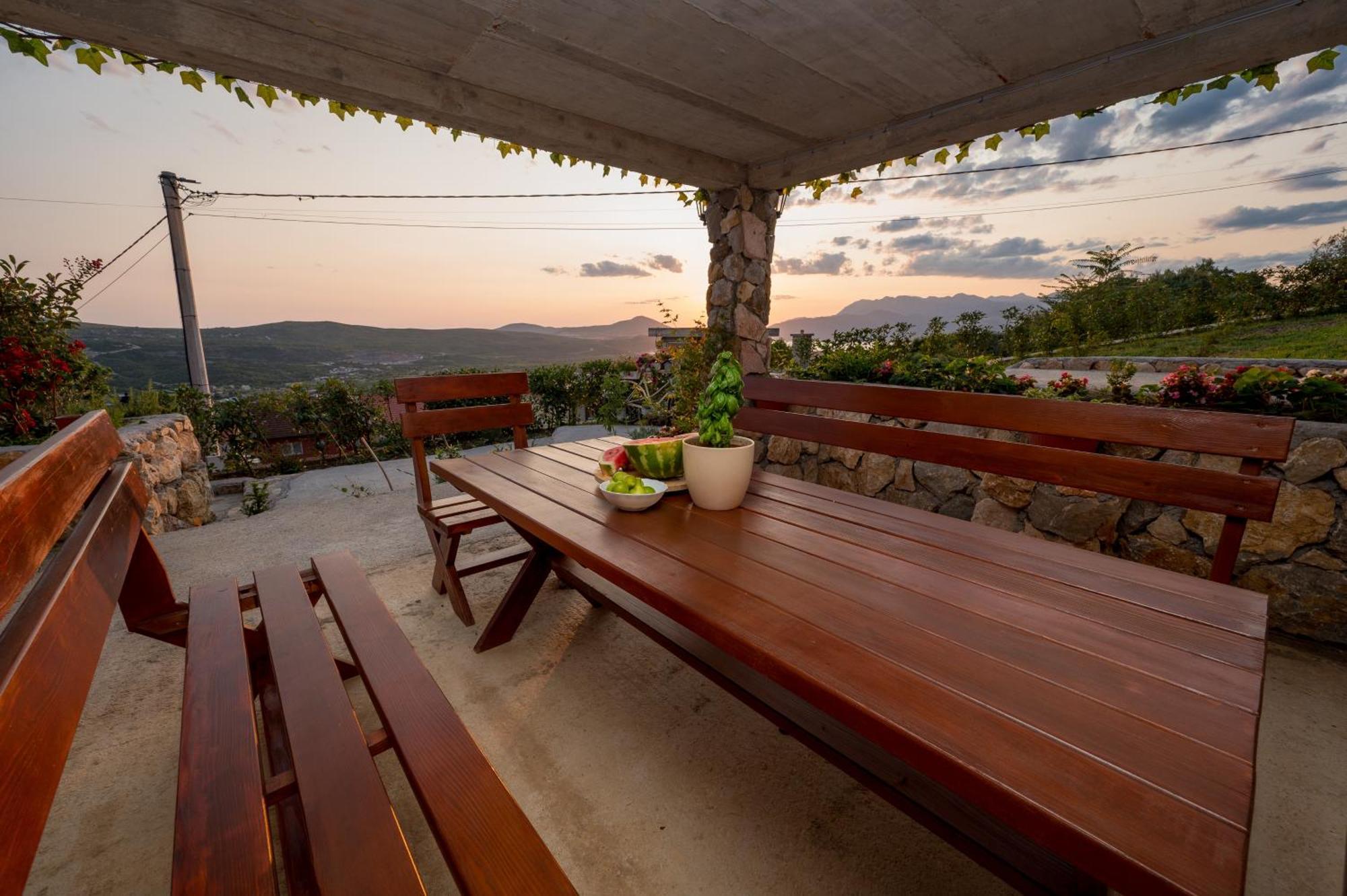 Apartment Macic Dub I Kotor Dış mekan fotoğraf