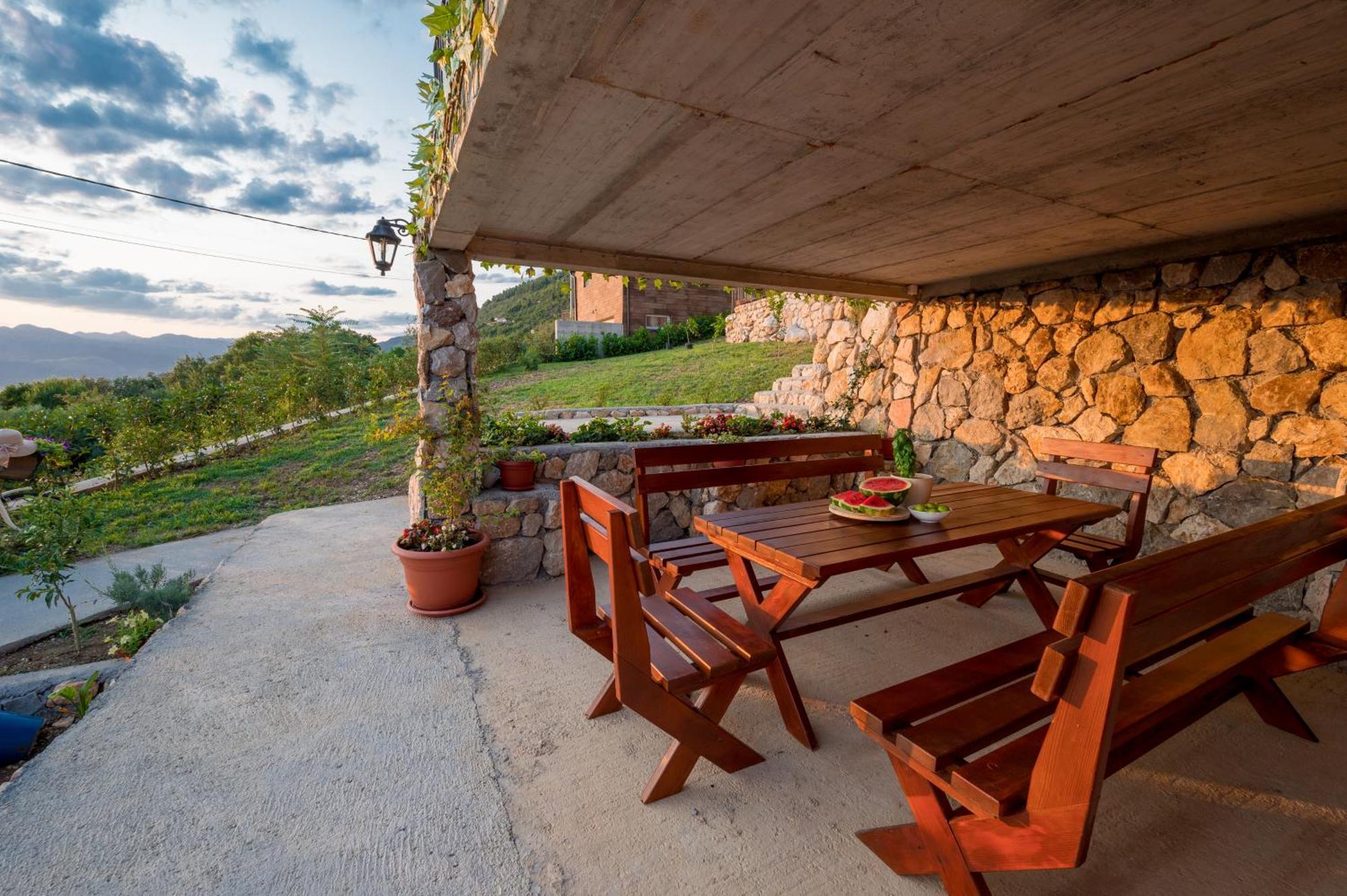 Apartment Macic Dub I Kotor Dış mekan fotoğraf